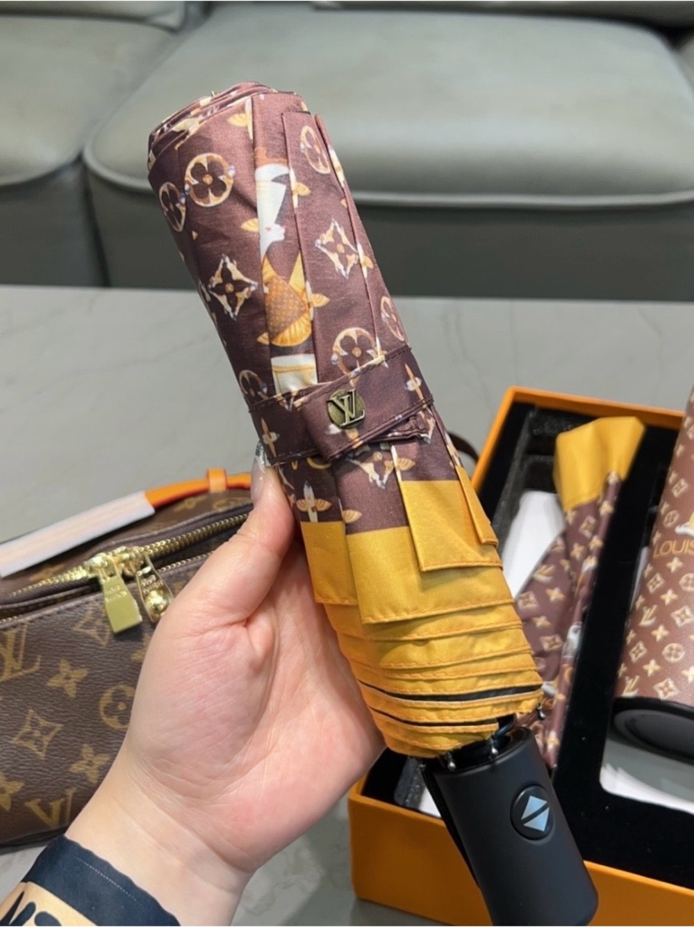 Brown monogram Umbrella – Travel-Friendly
